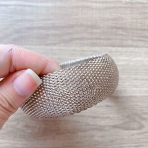 Bendable bracelet